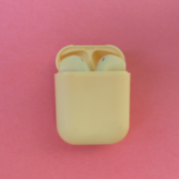 In-Ear Kopfhörer mit Ladecase