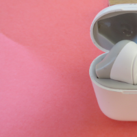 In-Ear Kopfhörer mit Ladecase