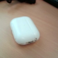 In-Ear Kopfhörer mit Ladecase (Apple)