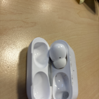 In-Ear Kopfhörer mit Ladecase (Apple)